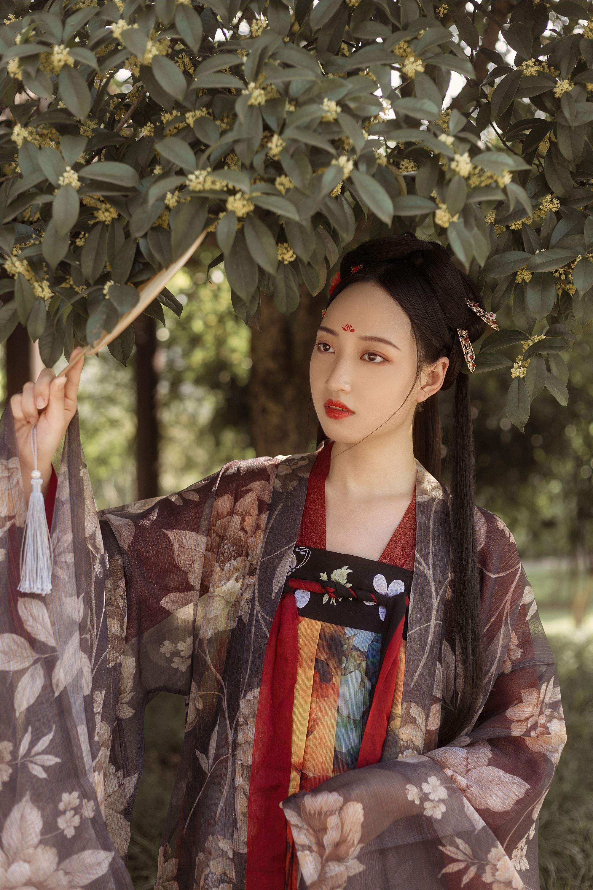 YITUYU艺图语 2021.08.31 人闲桂花落 模特合集